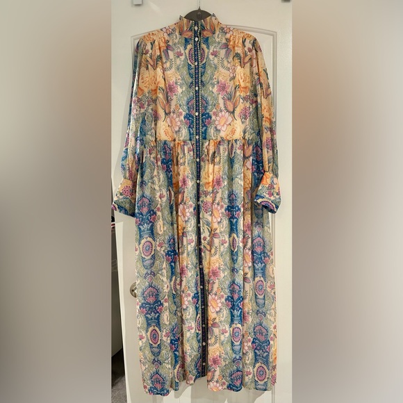 Dalia Macphee Dresses & Skirts - Floral Maxi Dress